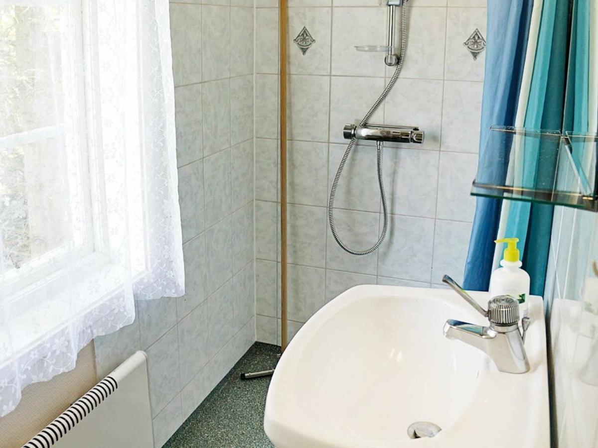 4 Person Holiday Home In Ankarsrum Hult  Eksteriør bilde